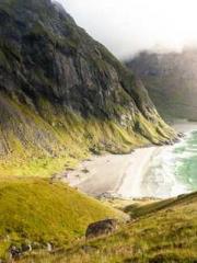 Yet, I became a powe Yet, I became a powe